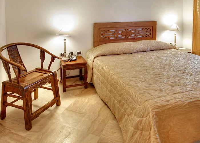 Grand Poltu Quatu Hotel