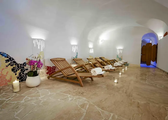 Hotel Grand Poltu Quatu