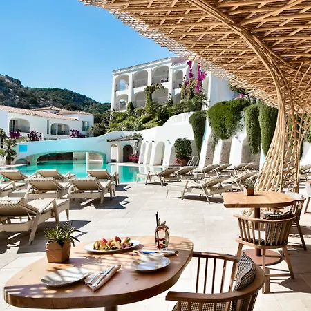 Grand Poltu Quatu Otel